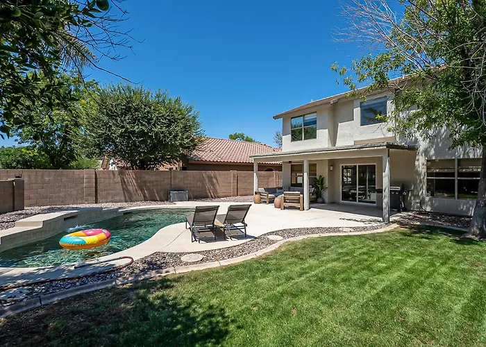 Dos Palmas - Poolside Retreat Holiday home *